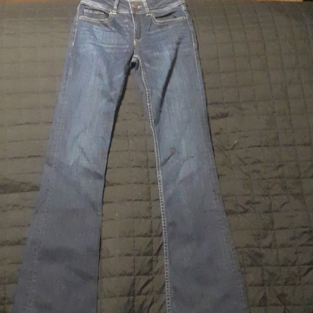Slim fit mid-rise boot cut jeans